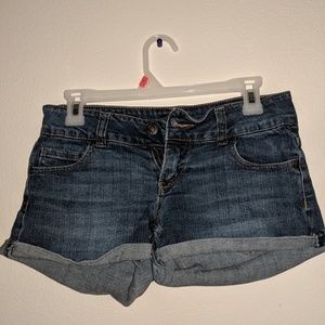 Jean short shorts